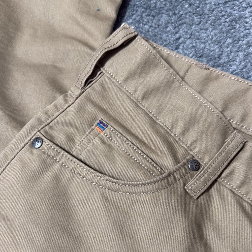 Patagonia Tan Pants - Picture 5 of 8
